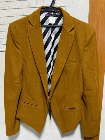 rovtski 카멜 코트