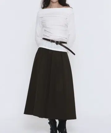 미사용 Place studio 한국 스웨이드 미디 플리츠 스커트