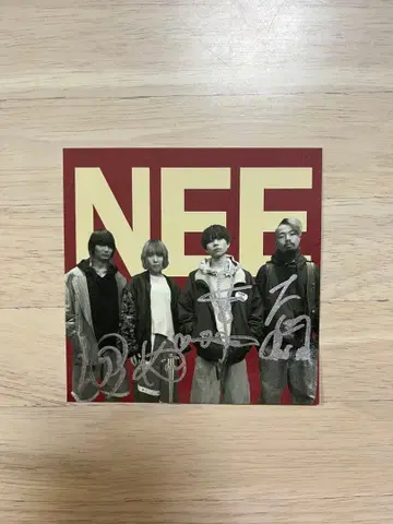 NEE 앨범  초회 한정판 A 덤 포함