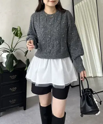 프로즈베일 2way 케이블 펄 페플럼 튤 니트 그레이