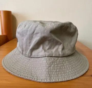 올드 유니클로 부니햇 리버서블 베이지