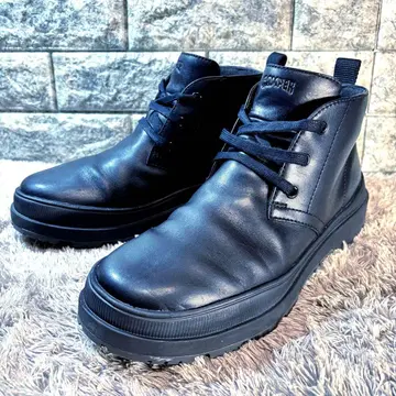 컨디션 최상 camper 캠퍼 BRUTUS TREK 블루 트렉 블랙