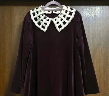 제인 마플 벨벳 원피스 크림슨