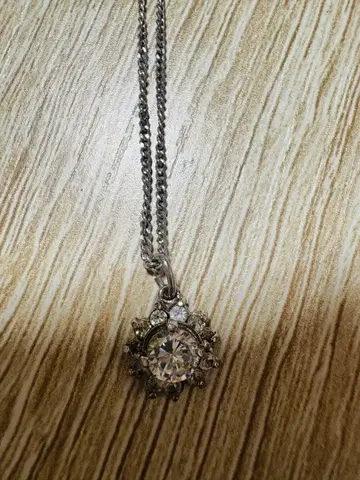 실버 꽃 모양 펜던트 목걸이