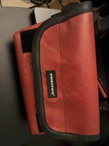 FREITAG F40 JAMIE 레드 메신저 백
