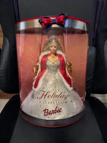 Holiday Celebration Barbie 2001년 박스형