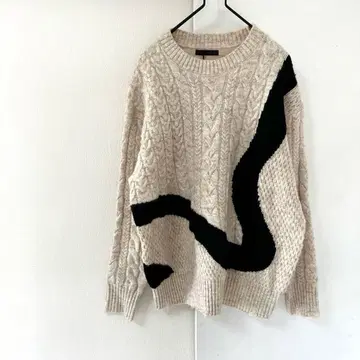 ZARA 니트 스웨터