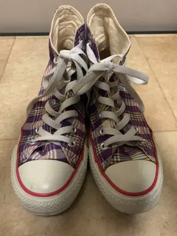 CONVERSE / 보라색 체크 무늬 하이컷 스니커즈