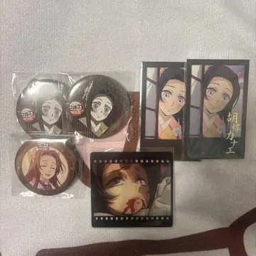 귀멸의 칼날 코쵸 카나에 캔뱃지 폴라로이드풍 브로마이드 클리어 카드