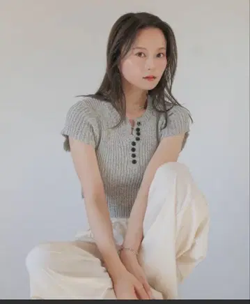 Reurie' 사이드 리본 컴팩트 니트