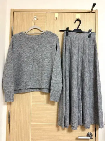 [ 새상품급 ] 플라스테 PLST 셋업 스커트 니트 스웨터 티셔츠