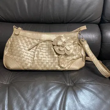 musmusm 골드 뜨개질 디자인 숄더백