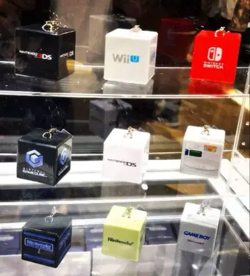 미사용 새상품 닌텐도 뮤지엄 기동음 키링 DS