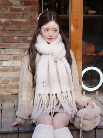 다리치 Darich 헤어 리 볼륨 머플러 아이보리