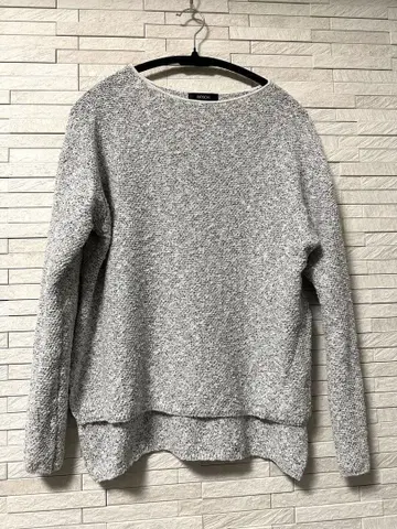 [ BOSCH ] 니트 맨투맨 스웨터 사이즈 38