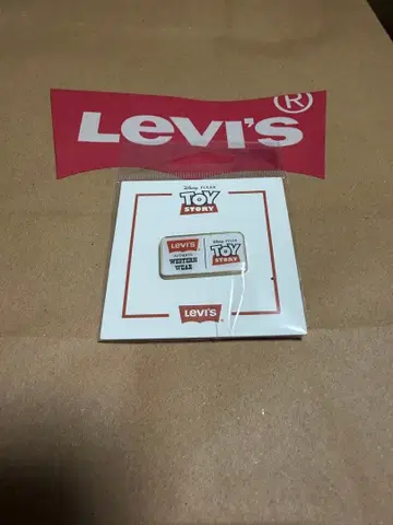 levi's 토이스토리 핀즈