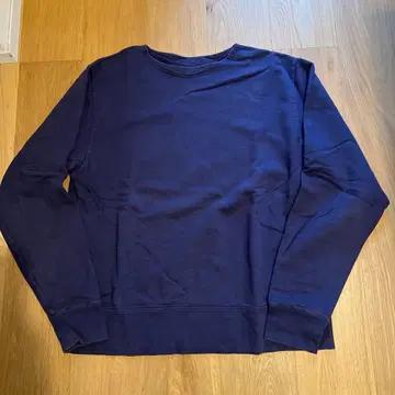 Necessary or Unnecessary 맨투맨 Mac