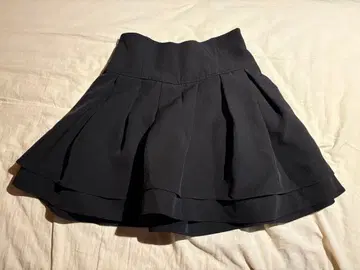 [정품] 미셸 마카롱 슬림 레그 스커트 블랙