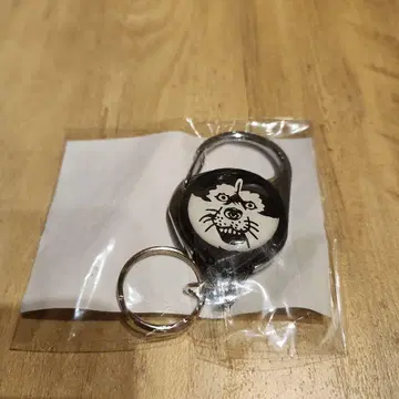 맨위즈 키링 가우퐁 가위바위보