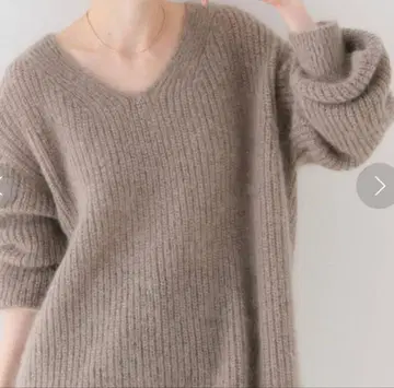 plage 플라주 키드모헤어 카타아제 V넥 풀오버