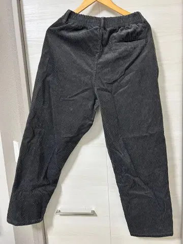 블랙 코듀로이 이지 팬츠