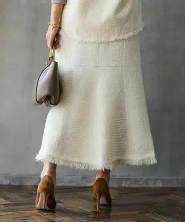 새상품 INED 트위드 롱 스커트