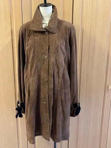 [ 새상품급 ] 브라운 스웨이드 코트 리본 포함