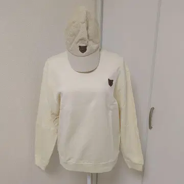 지지 크림색 맨투맨과 코듀로이 캡 세트