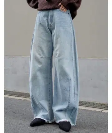 Re:EDIT 밑단 프린지 배럴 레그 데님 팬츠