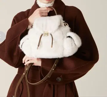 LILY BROWN (릴리 브라운) 2way 에코 퍼 백팩