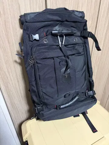 50L 용량 블랙 백팩