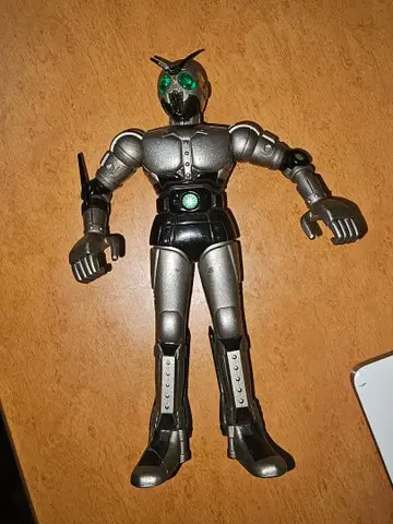 반다이 가면라이더 블랙 섀도우 문 초합금 피규어