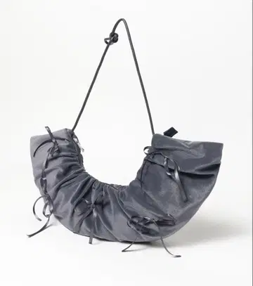 벨로아 프릴 디자인 숄더백