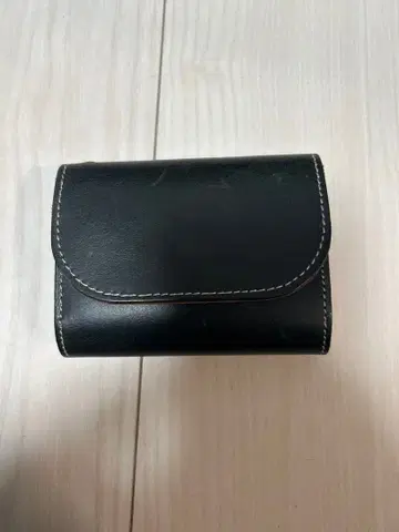 블랙 가죽 접이식 지갑