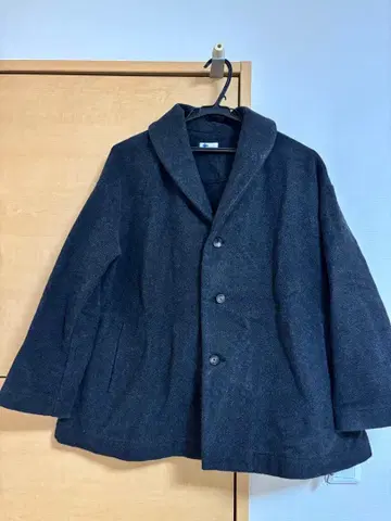 팔라스 팰리스 숄 코트