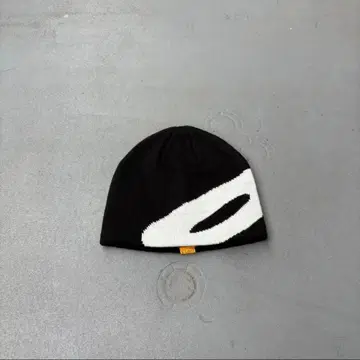 UNION TOKYO HALO 비니 니트 모자