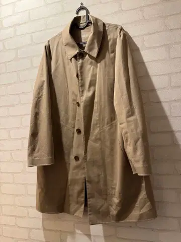 베이지 스텐카라 코트