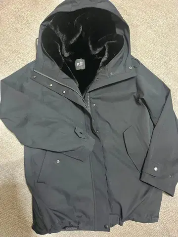 새상품급 PLST 블랙 마운틴 후드티 L 사이즈 현재 판매 중