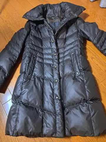 진한 브라운 다운 자켓 사이즈 3