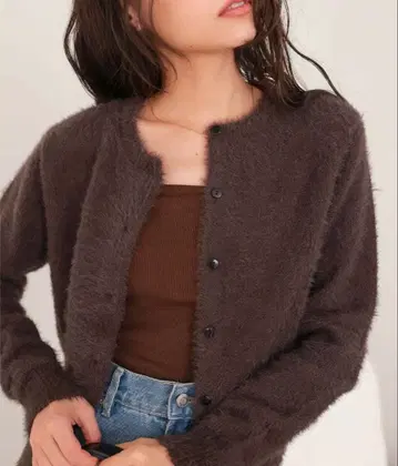 titivate 크루넥 미니 샤기 니트 가디건