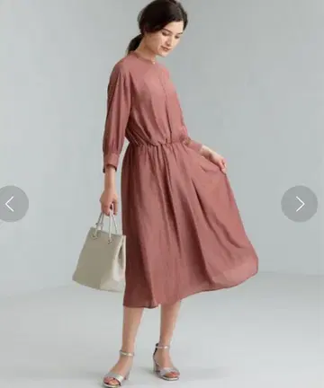 CB 스탠드 허리 밴딩 원피스