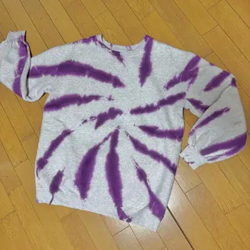 [ CYAN TOKYO ] 타이다이 패턴 맨투맨