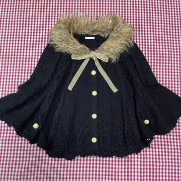 새상품급 axesfemm 블랙 니트 판초 퍼 쁘띠목도리 포함