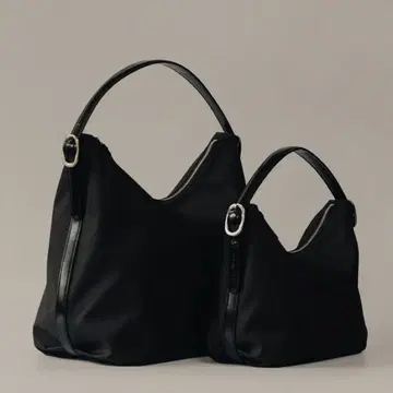 TOUT Y EST 블랙 출퇴근 백