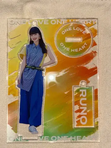 ONELOVEONEHEART 이이즈카 루노 아크릴 스탠드