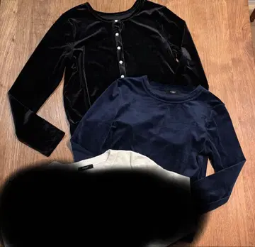 벨로아 상의 2세트 basement online