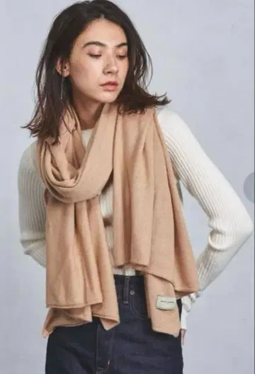 새상품급 유나이티드 애로우즈 캐시미어 니트 스톨