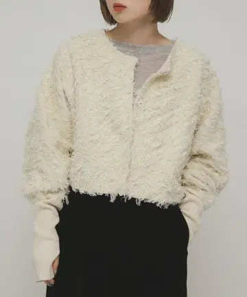 KBF 아이보리 2WAY 프린지 가디건