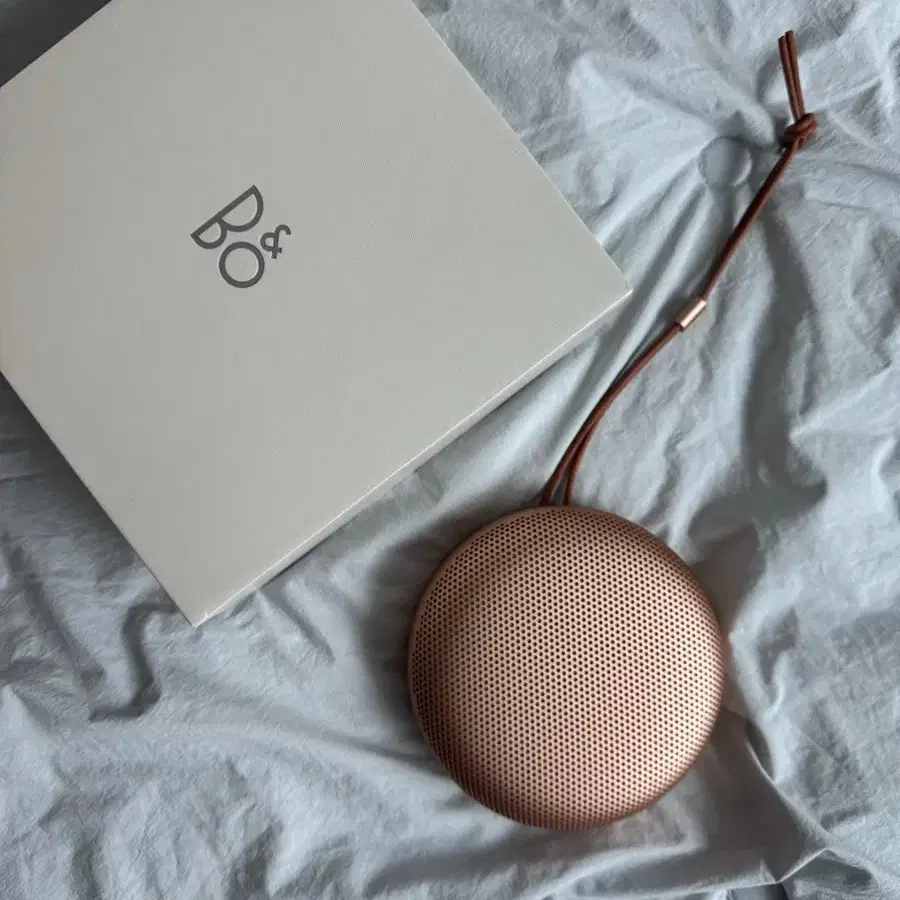 Bang &amp; Olufsen A1 3rd Gen Honey Tone