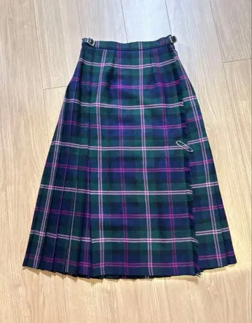 새상품급 오닐 오브 더블린 O'NEIL of DUBLIN 랩 스커트